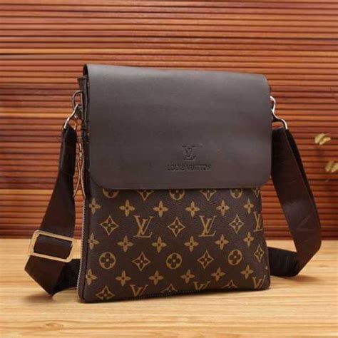 louis vuitton medium shoulder bag|louis vuitton unisex crossbody bag.